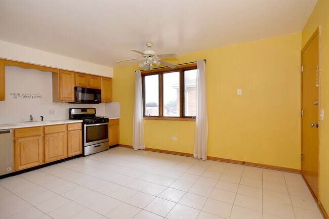 Foto del edificio - 2421 N 77th Ct