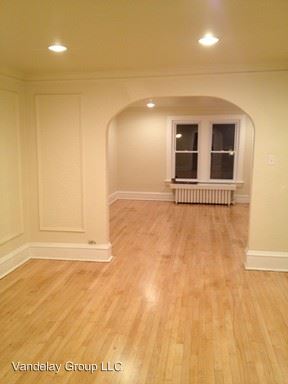 Foto del edificio - 3233 N Bartlett Ave