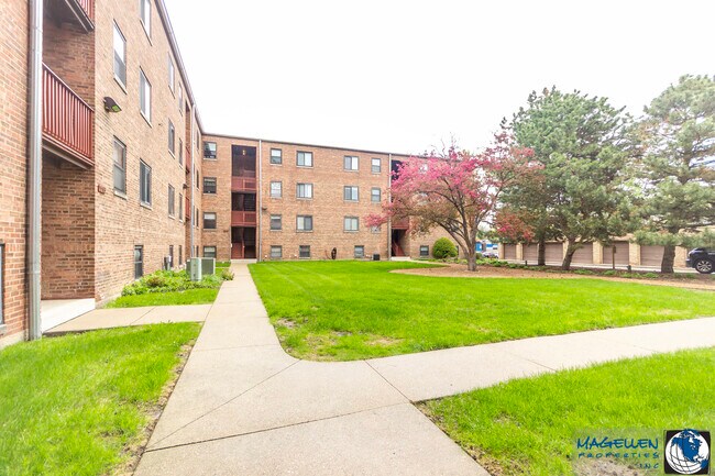 Foto del edificio - Kenmore Park Apartments in Elmhurst