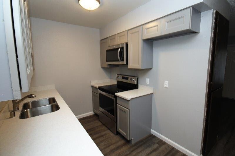 Primary Photo - GREAT 1ST FLOOR CONDO