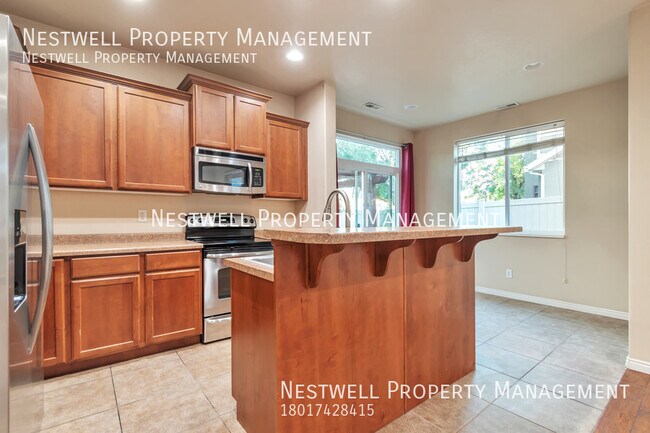 Foto del edificio - Fabulous 3-bed Home in North Salt Lake