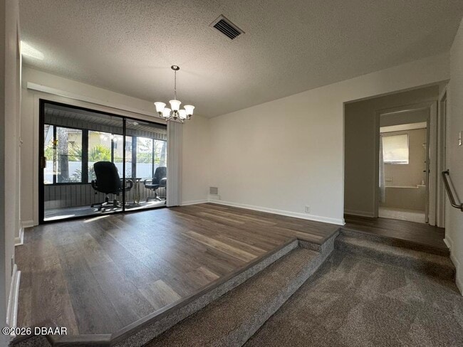 Foto del edificio - 1508 Poplar Dr