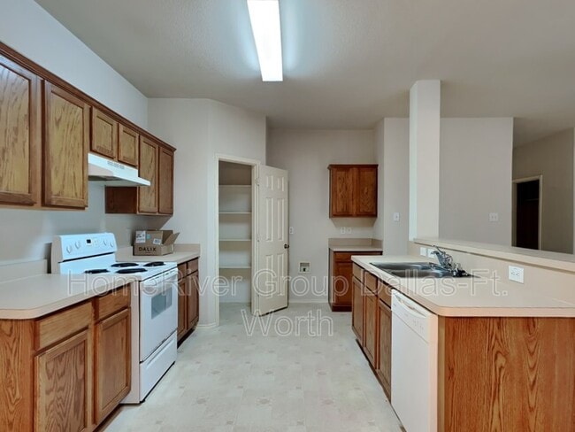 Building Photo - 10709 Lipan Trail