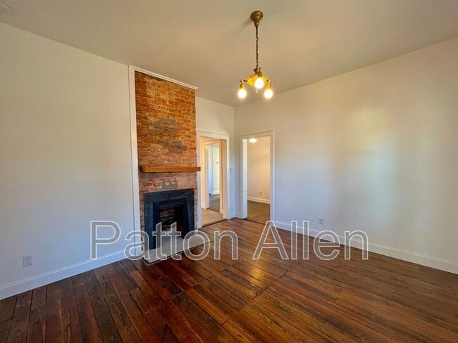 Foto del edificio - 125 Burton St