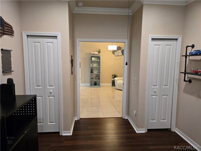 Foto del edificio - 1257 W Skyview Crossing Dr