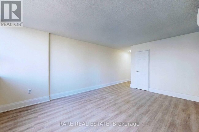 Building Photo - 30 Gloucester St