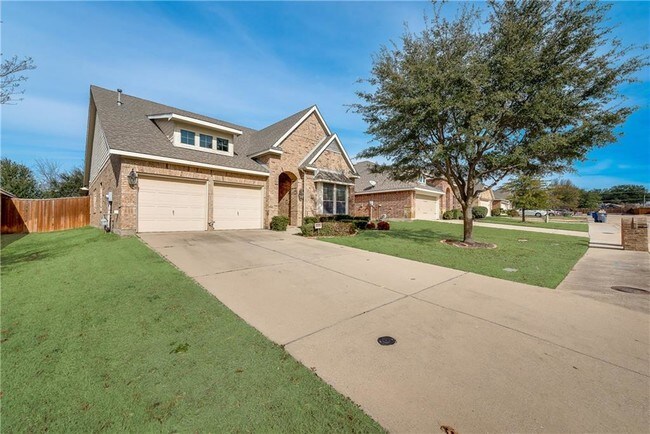 Building Photo - 6951 Chackbay Ln