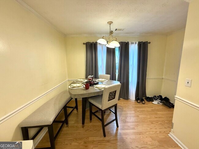 Foto del edificio - 2949 Governors Ct