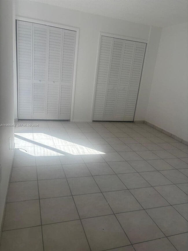 Foto del edificio - 19715 SW 114th Ave