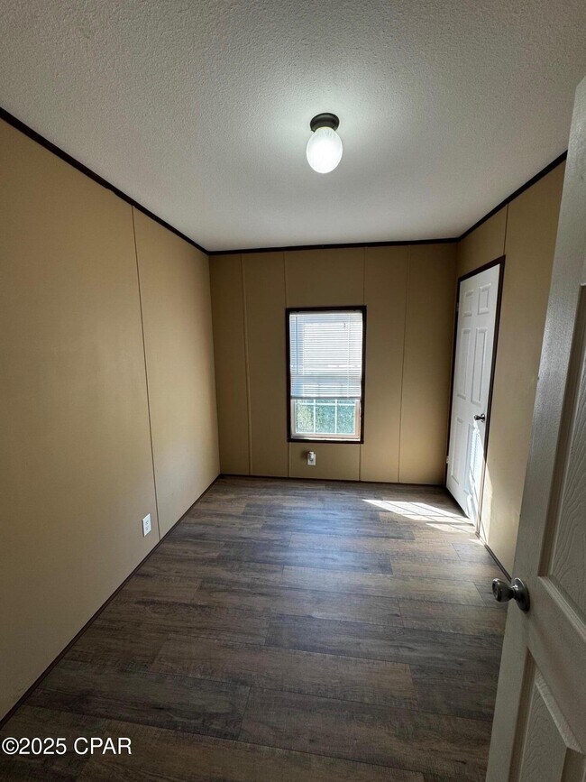 Foto del edificio - 4216 Barber St