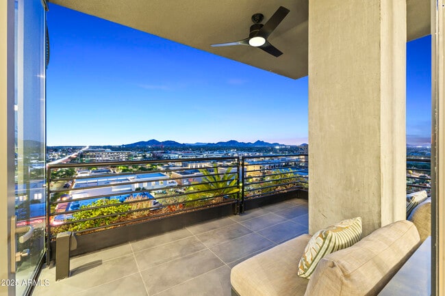 Foto del edificio - 7180 E Kierland Blvd