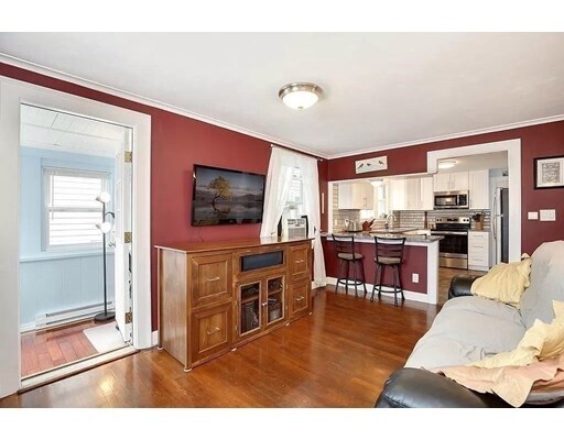 Foto del edificio - 19 Fairview Ave