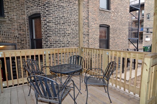 Foto del edificio - 2919 N Halsted St