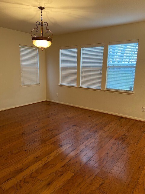 Building Photo - 21307 Bella Jess Dr