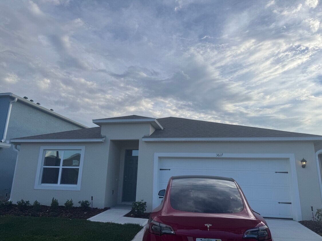 Foto principal - 3617 Sungrove Cir