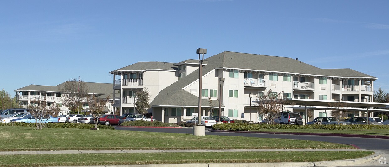 The Hampshire Apartments Merced, CA