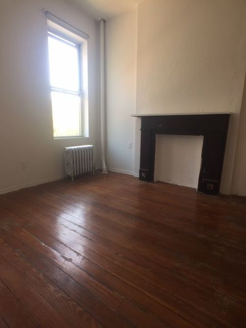 Building Photo - 221 Avenue B