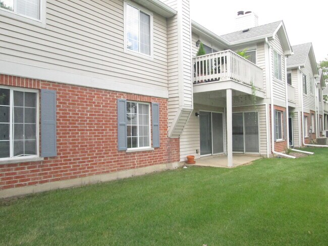 Building Photo - 2493 Charleston Dr
