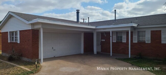 Building Photo - 1806 Mc Donald St