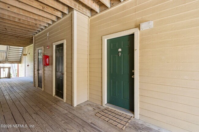 Building Photo - 211 Colima Ct