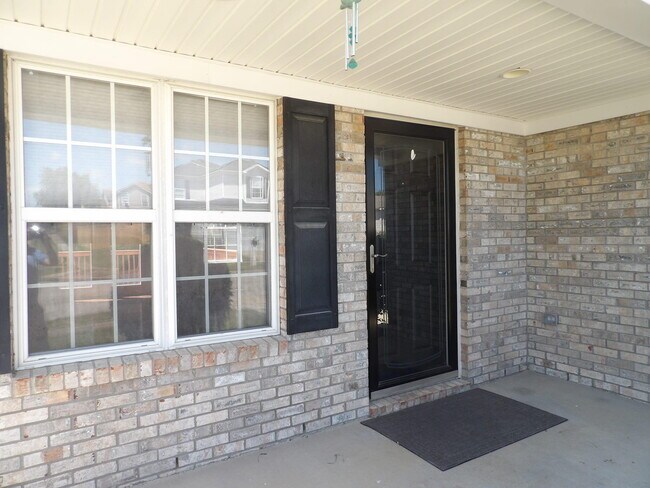 Foto del edificio - 123 Serena Way