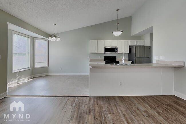 Building Photo - 54 Pedernales Dr
