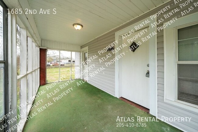 Building Photo - 1685 2nd Ave S