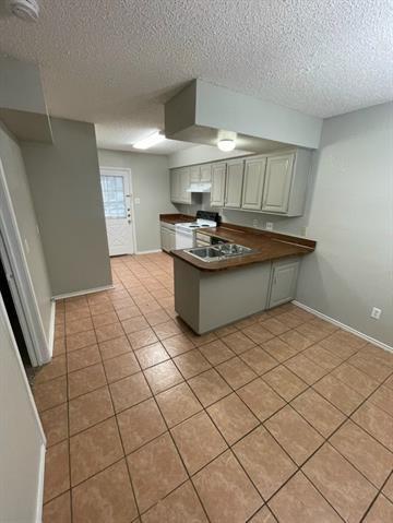 Building Photo - 2601 Woodmont Trail