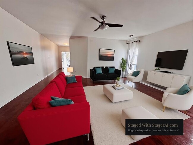 Building Photo - 2209 Independence Dr