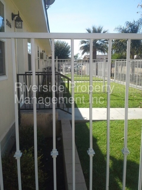 Foto del edificio - 24140 Atwood Ave