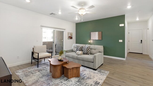 Building Photo - 2555 N Rancho Dr