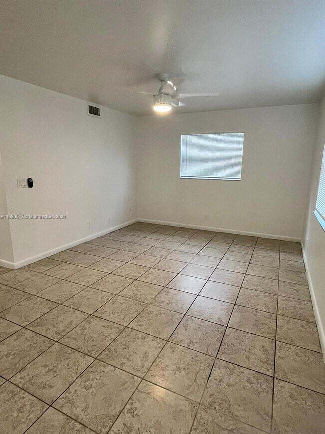 Foto del edificio - 3169 Auburn Blvd