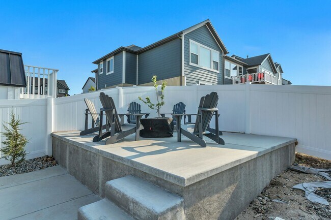 Foto del edificio - 14636 Snow Leopard Ln