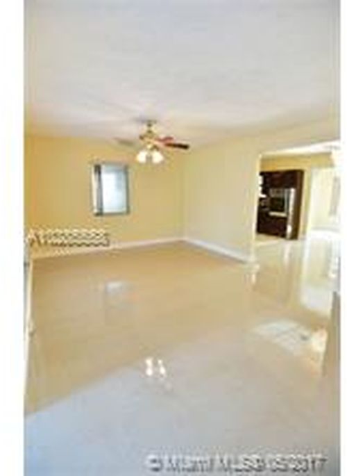 Foto del edificio - 2311 Arcadia Dr