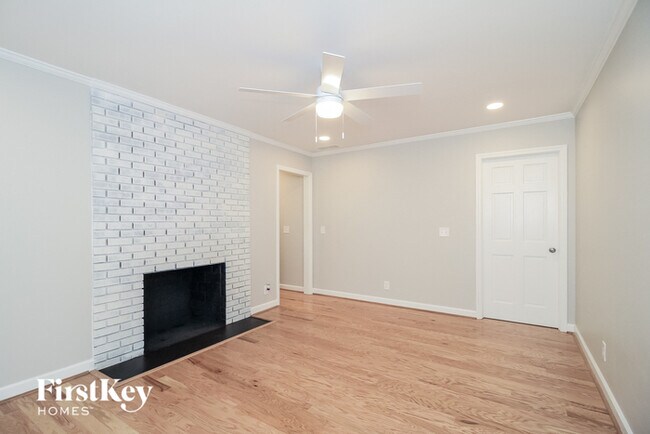 Foto del edificio - 1516 Gracewood Dr