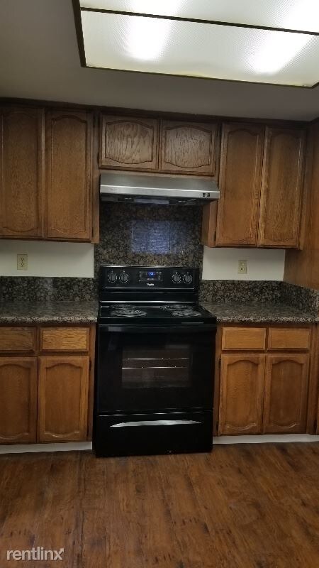 Foto del edificio - 2 Bayou Ct
