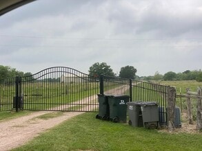 Building Photo - 5729 Muske Ln