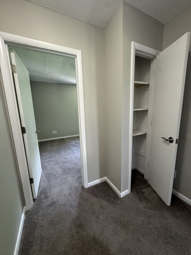 Foto del edificio - 80 Parkview Pl NW