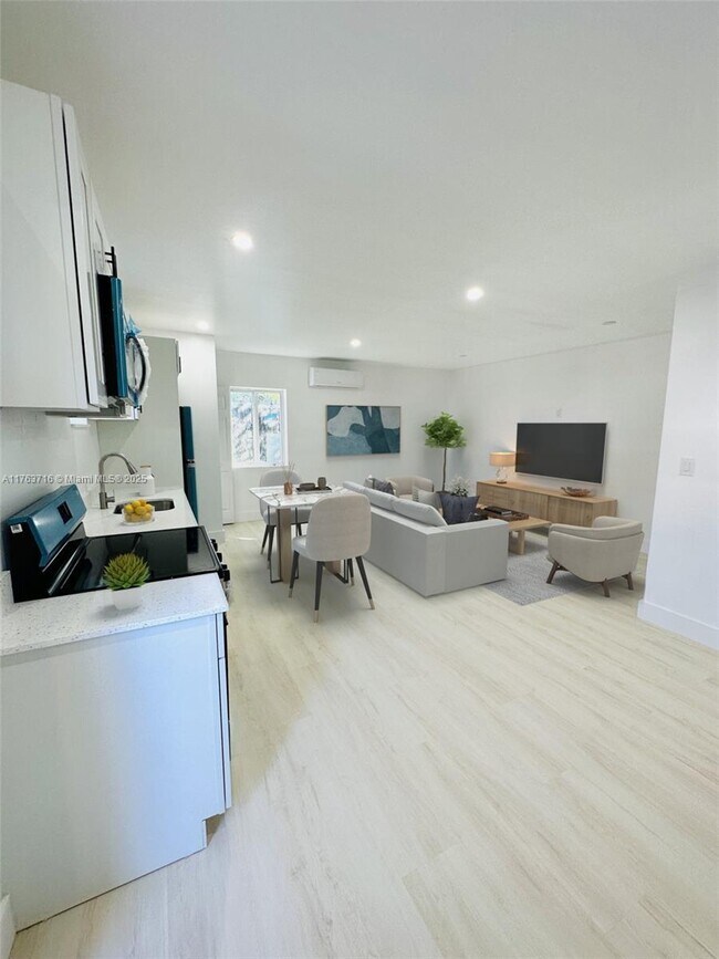 Foto del edificio - 2 bedroom in North Miami FL 33162