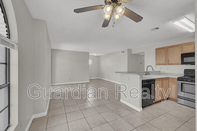 Foto del edificio - 2974 Juniper Hills Blvd