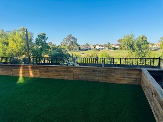 Foto del edificio - 5 Bed 3 Bath Home for rent in Murrieta
