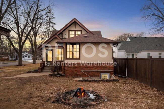 Foto del edificio - Available July 1st 5 Bedroom 2 Bath Single Family Home in Robbinsdale