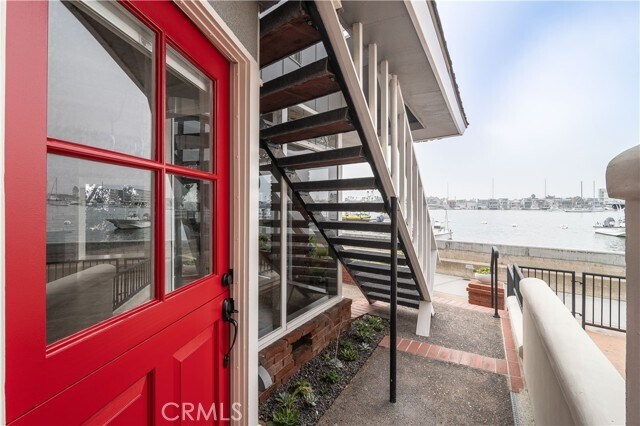 Foto del edificio - 302 S Bay Front