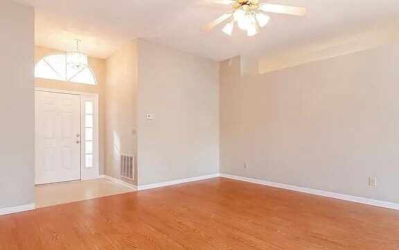 Foto del edificio - 4851 Mill Run Dr