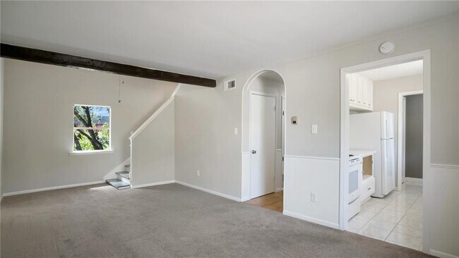 Building Photo - 15105 Mettle Dr