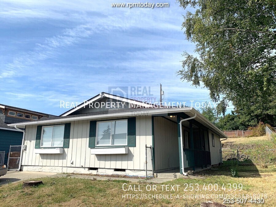 Primary Photo - Central Tacoma Charm: Spacious 4-Bedroom H...