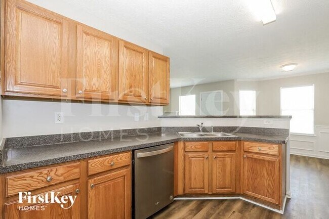 Foto del edificio - 457 Brunswick Circle