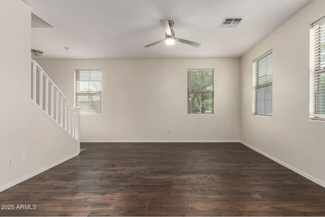 Foto del edificio - 1255 S Rialto