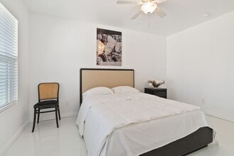 Building Photo - 1092 TX-46