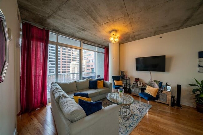 Foto del edificio - 44 Peachtree Pl NE